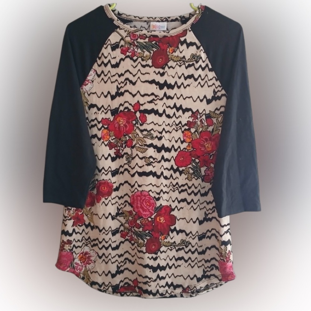LuLaRoe Floral 3/4 Sleeve Baseball Tee Black and Red